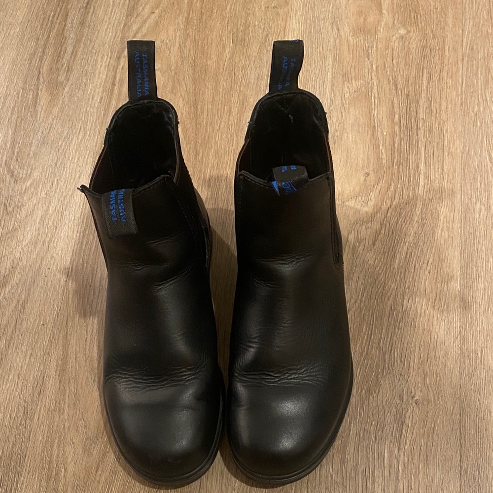 Blundstone Women’s Premium 2274 waterproof shearling lined boots